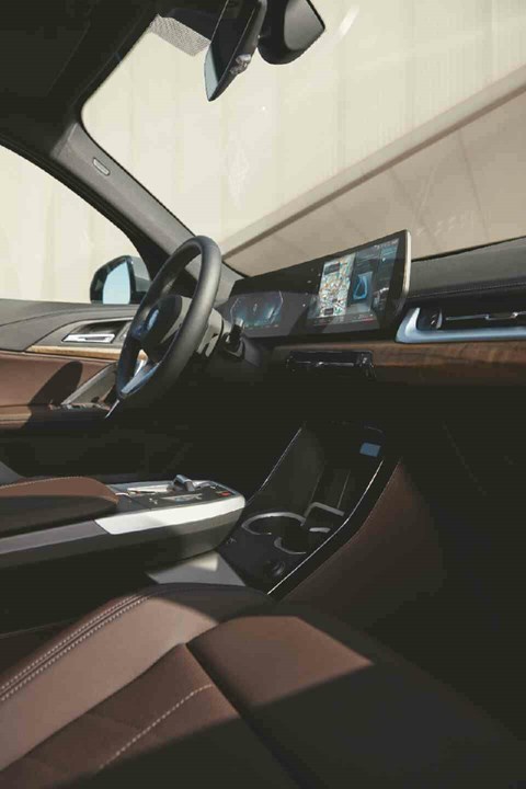 BMW iX1 interior privatleasing.jpg