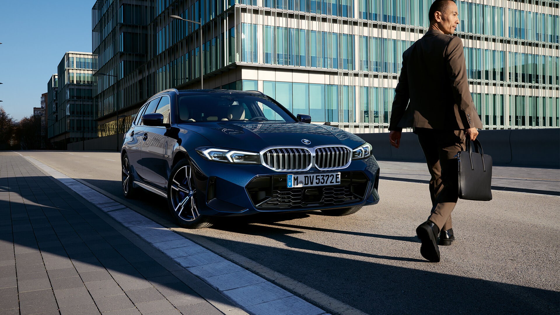 BMW 330e företag