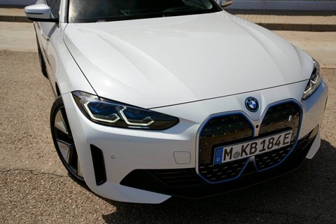 bmw i4 leasing pris front