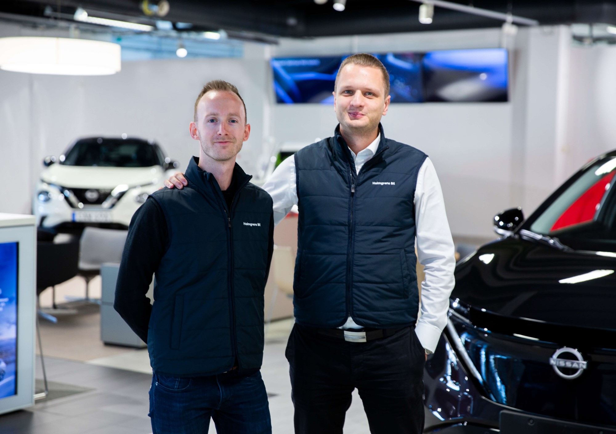 Säljare Nissan Jönköping Emil Bernhardsson Markus Häkkinen.jpg